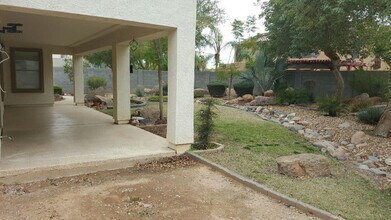 13555 W Watson Ln in Surprise, AZ - Building Photo - Building Photo