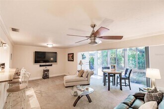 1205 E Peppertree Dr in Sarasota, FL - Building Photo - Building Photo