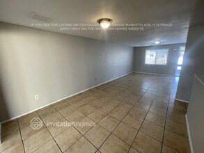 5909 W Coronado Rd, Unit 1F in Phoenix, AZ - Foto de edificio - Building Photo