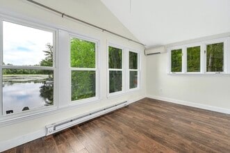 129 Rocky Pond Rd in Boylston, MA - Building Photo - Building Photo
