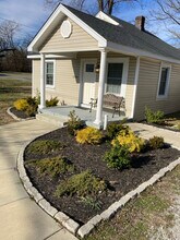 12201 Old Shelbyville Rd in Louisville, KY - Foto de edificio - Building Photo