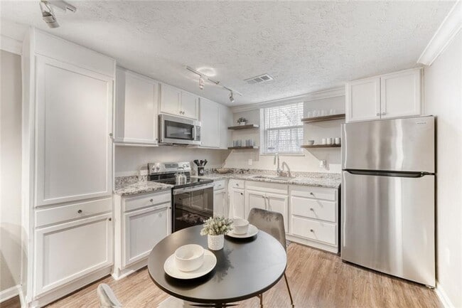 136 River Walk in Douglasville, GA - Building Photo - Building Photo