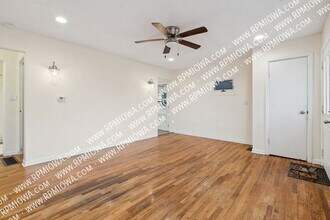 1206 Amos Ave in Des Moines, IA - Building Photo - Building Photo