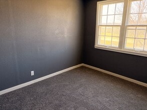 46 Blackhawk Rd in Hanover, IL - Building Photo - Building Photo