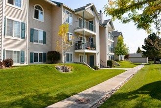 Parkwood Pointe in Idaho Falls, ID - Building Photo - Building Photo