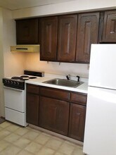 1410 Acre St in Duluth, MN - Building Photo - Building Photo