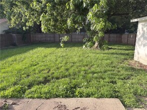 9513 Edison St NE in Alliance, OH - Building Photo - Building Photo