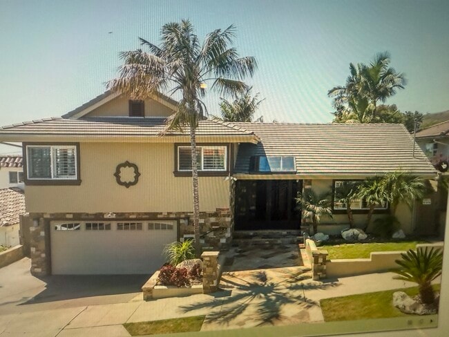 property at 3201 S Anchovy Ave