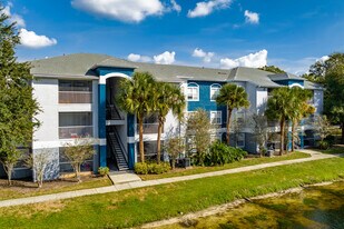 Sabal Palm in Tampa, FL - Building Photo