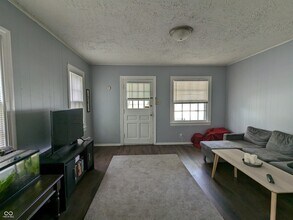 2536 Madison Ave in Indianapolis, IN - Building Photo - Building Photo
