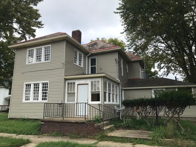 222 N 5th St in Newark, OH - Building Photo - Building Photo