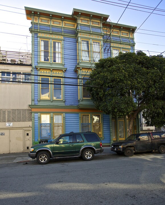 803 Page St in San Francisco, CA - Building Photo