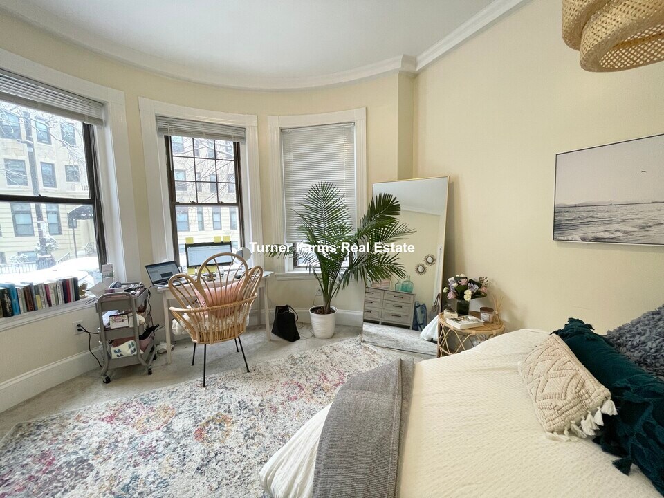 88 Saint Stephen St, Unit 1 in Boston, MA - Foto de edificio
