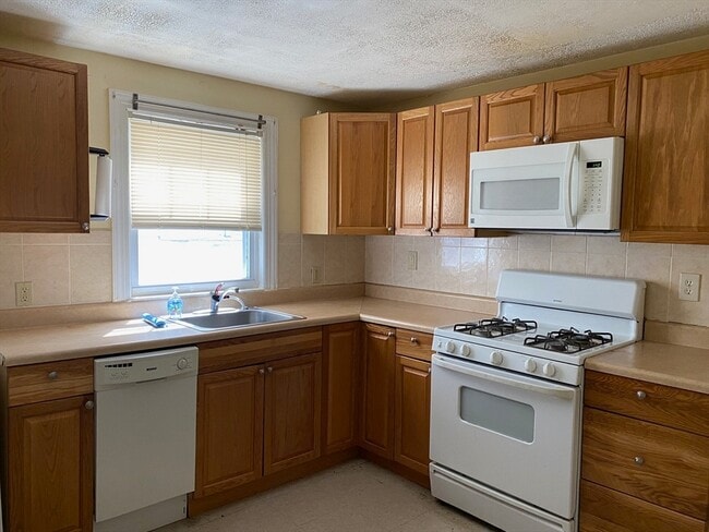 460A Highland Ave