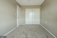 825 Showell Ct photo'