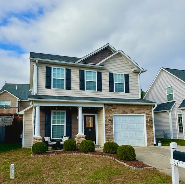 28 Manderley Way in Arden, NC - Building Photo