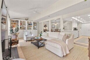 372 Plaza Estival in San Clemente, CA - Building Photo