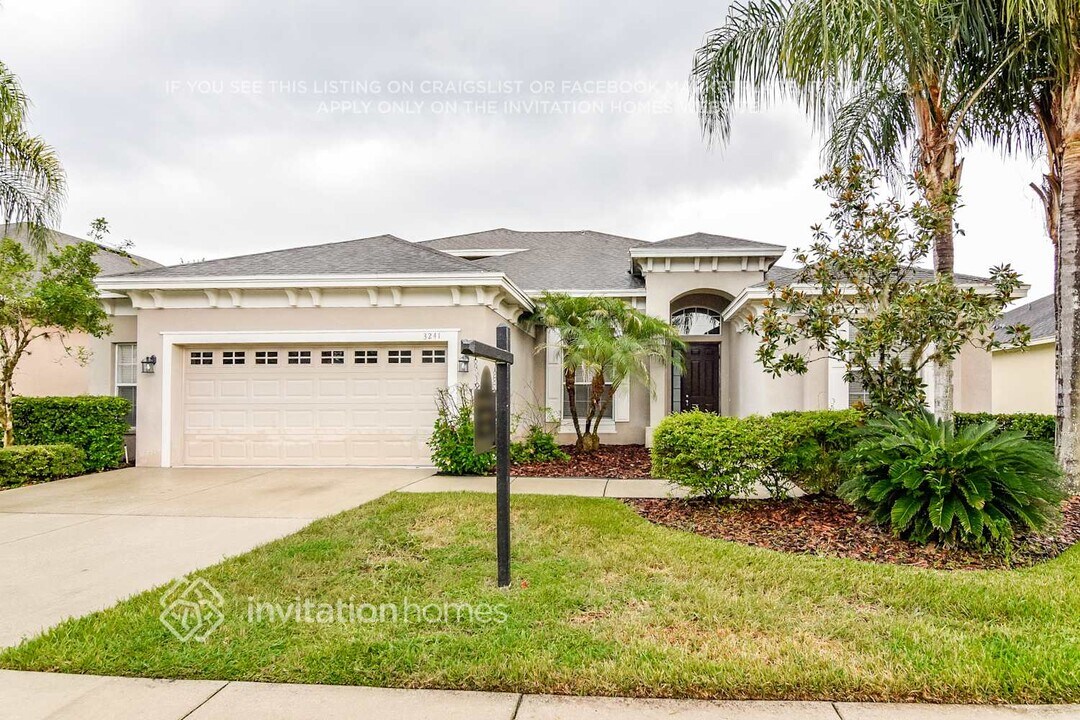 3241 Grassglen Pl in Wesley Chapel, FL - Building Photo