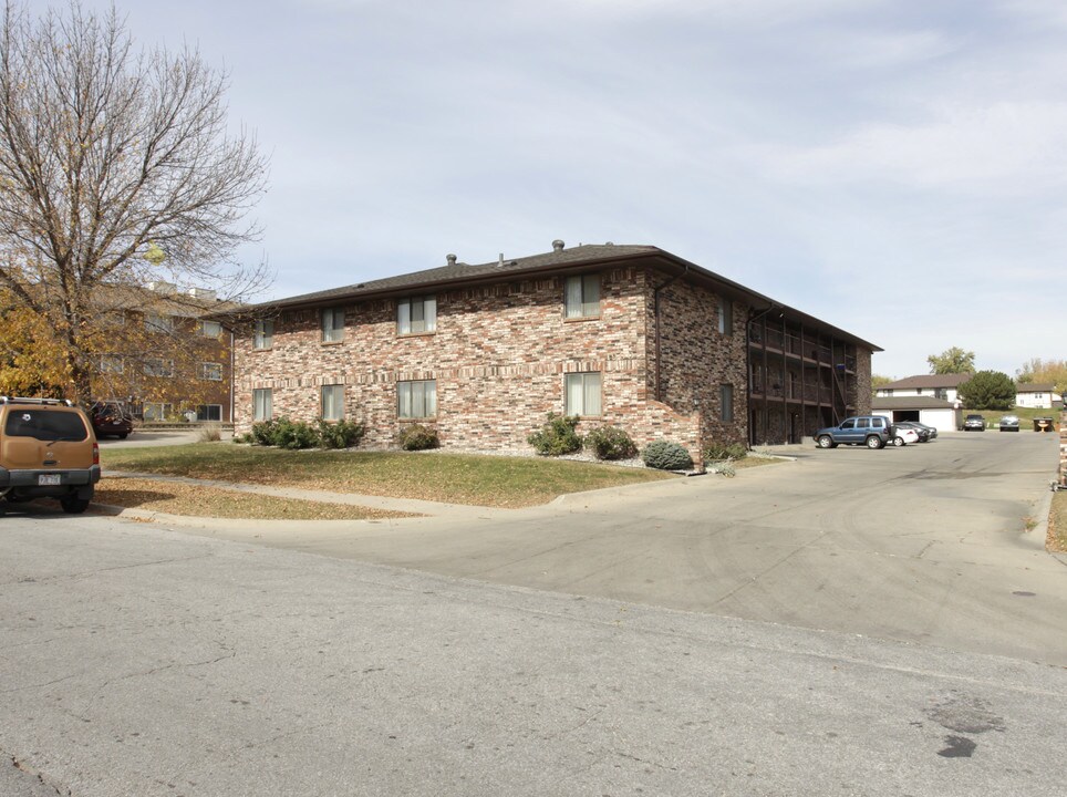 1900-1910 Knox St in Lincoln, NE - Building Photo