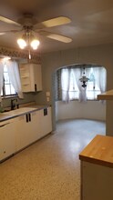 4104 Hudson Dr in Youngstown, OH - Building Photo - Building Photo