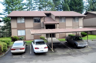 4953 S Orchard St in Tacoma, WA - Foto de edificio - Building Photo