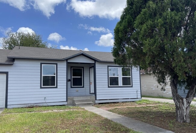 property at 4606 Nesbitt Dr