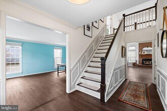 46568 Hampshire Station Dr in Sterling, VA - Building Photo - Building Photo