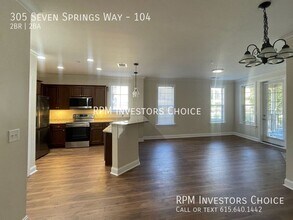 305 Seven Springs Way in Brentwood, TN - Building Photo - Building Photo