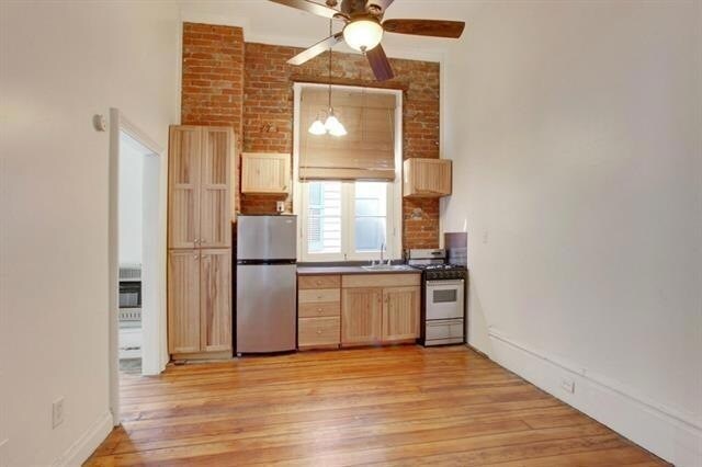 932 Bourbon St in New Orleans, LA - Building Photo - Building Photo