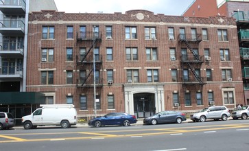 2145 Ocean Ave in Brooklyn, NY - Foto de edificio - Building Photo