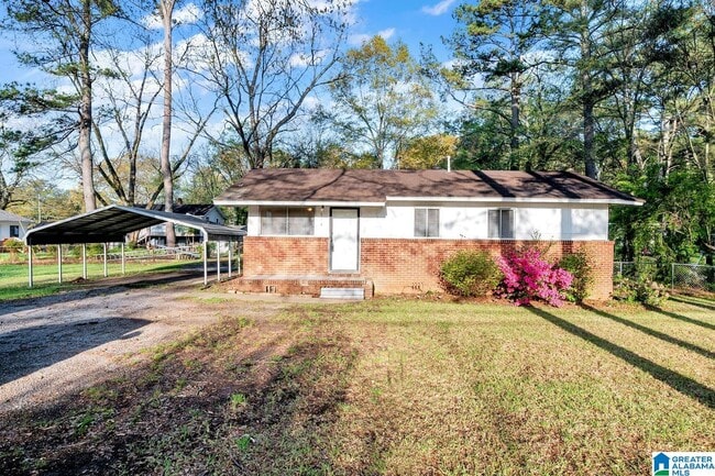 104 Hardy Rd in Hueytown, AL - Building Photo - Building Photo