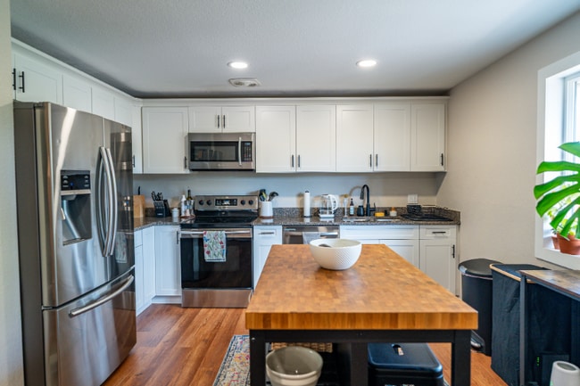 480 Troy St in Aurora, CO - Building Photo - Building Photo