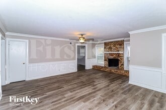 3145 Overbrook Dr, Unit 6-400 in Memphis, TN - Foto de edificio - Building Photo