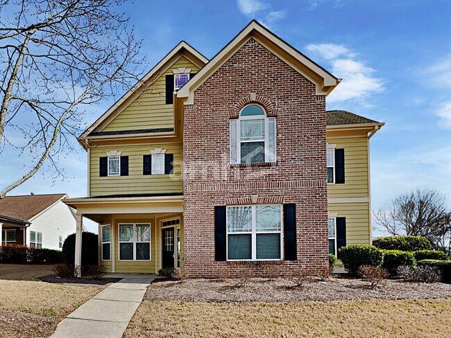 property at 211 Harmony Lake Dr