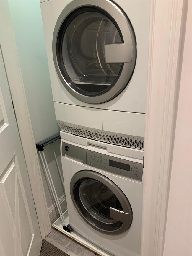 157 Auburn St, Unit 1 in Cambridge, MA - Building Photo - Building Photo