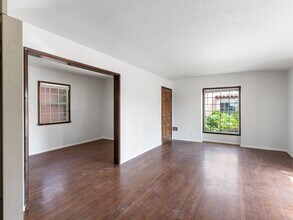 801 St Louis Ave in Long Beach, CA - Building Photo - Building Photo