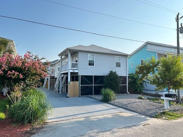 415 Greenville Ave, Unit A in Carolina Beach, NC - Building Photo