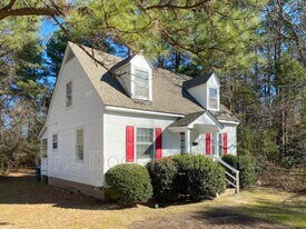 715 Lafayette St in Williamsburg, VA - Building Photo