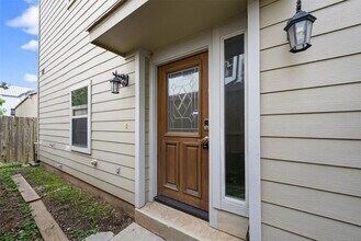 5732 Kansas St in Houston, TX - Building Photo - Building Photo