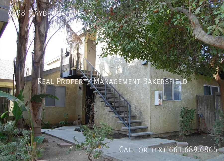 4608 Maybrook Ave in Bakersfield, CA - Building Photo