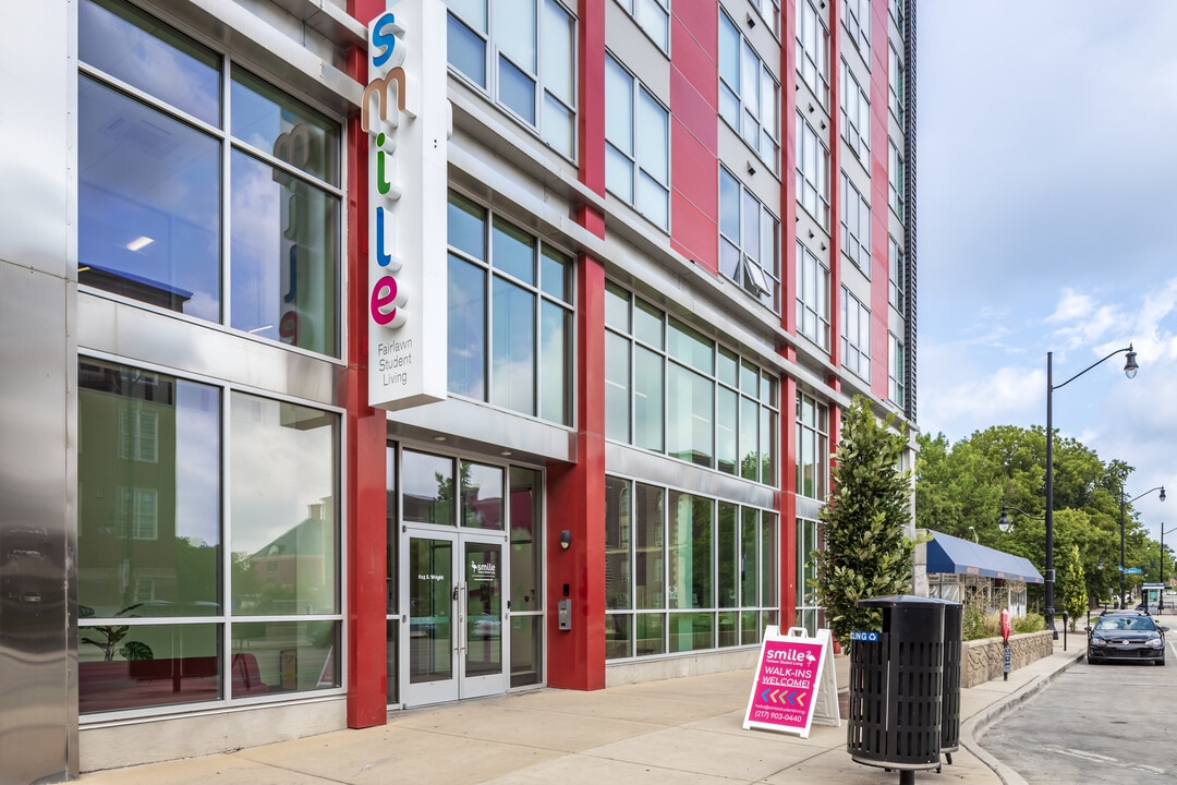 Smile Student Living - 615 S Wright in Champaign, IL - Building Photo