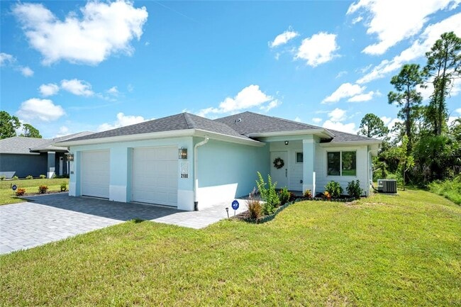 2100 Como St in Port Charlotte, FL - Building Photo - Building Photo