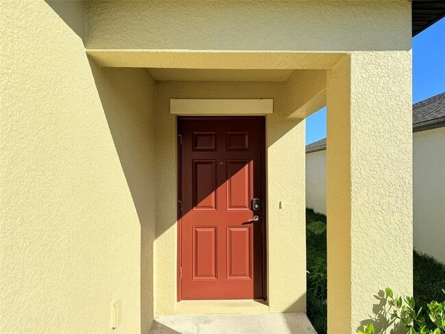 35089 Brackett Bnd in Zephyrhills, FL - Building Photo - Building Photo