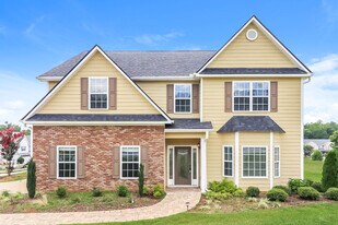 6013 Locklear Way in Douglasville, GA - Building Photo