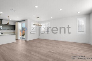 710 Barrett Lk Rd in West Sacramento, CA - Building Photo