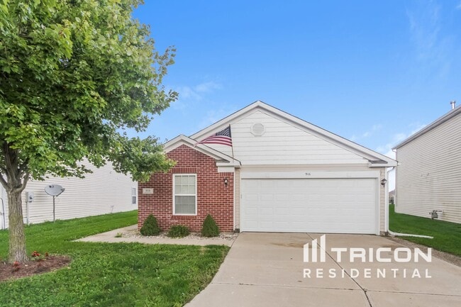 property at 916 Saraina Rd