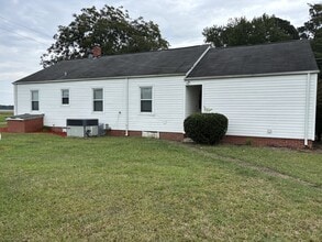 9814 Stricklands Crossroads Rd in Benson, NC - Building Photo - Building Photo