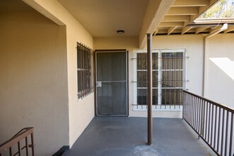 5707 Clemson St, Unit 5707 in Los Angeles, CA - Building Photo - Building Photo