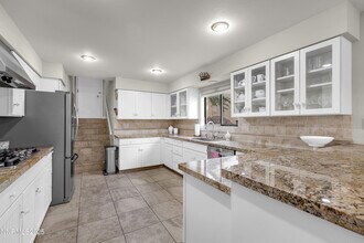 4953 Lakeridge Terrace W in Reno, NV - Building Photo - Building Photo