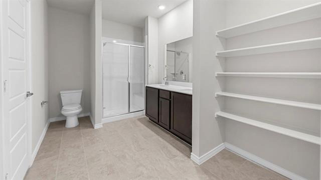 property at 2328 Chloe Ln